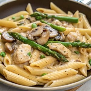 creamy mushroom and asparagus chicken penne 1 1